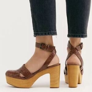 Matisse X Free People Sunset Vegan Heeled Clogs Texture Brown Size 9 Boho Summer